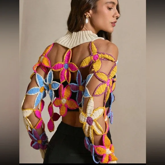 Floral crochet knit sweater mock turtleneck neck rainbow multicolor cropped NWT - Picture 4 of 6